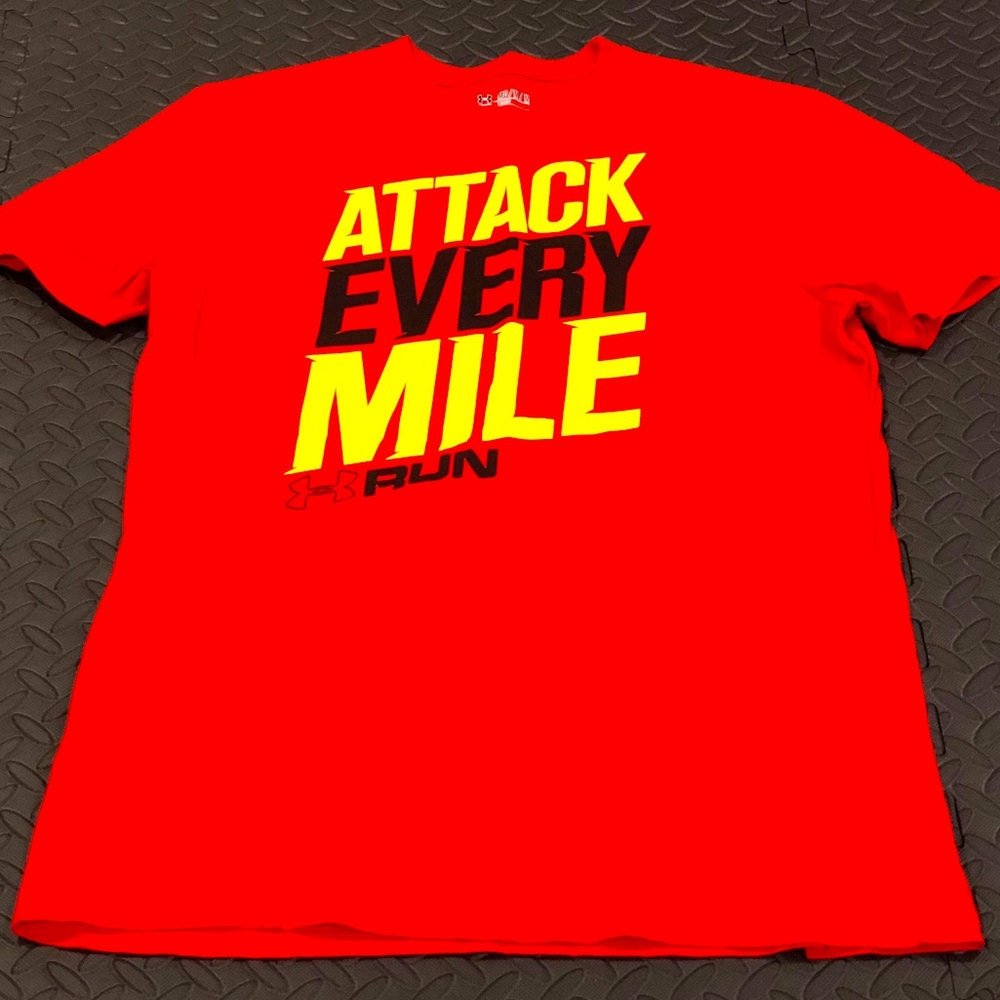 UA Men’s Loose Fit T-shirt
